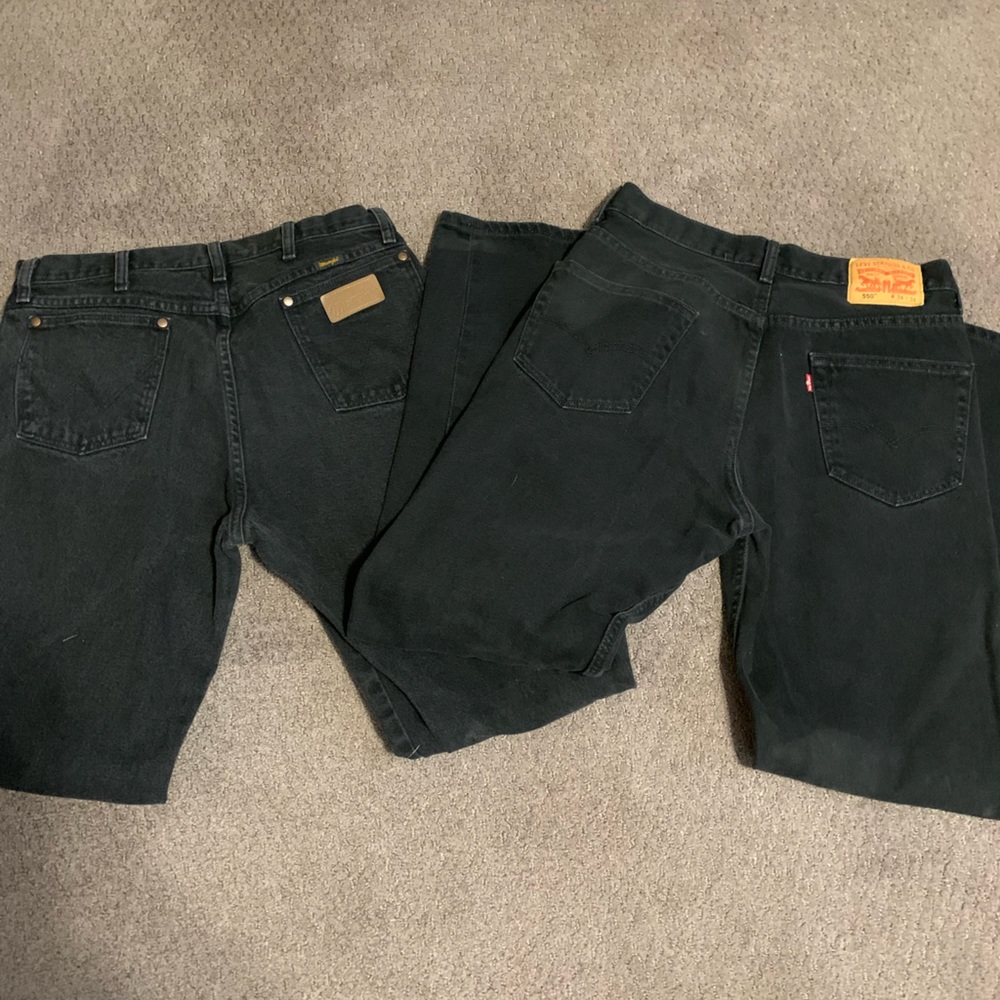 Black men’s jeans 34x34 wrangler Levi